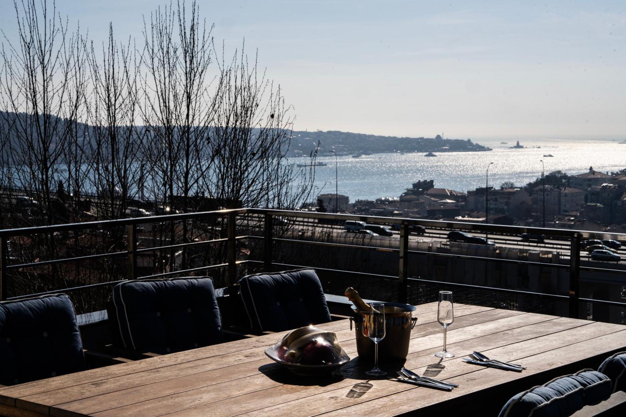 Mona Bosphorus Hotel Istanboel